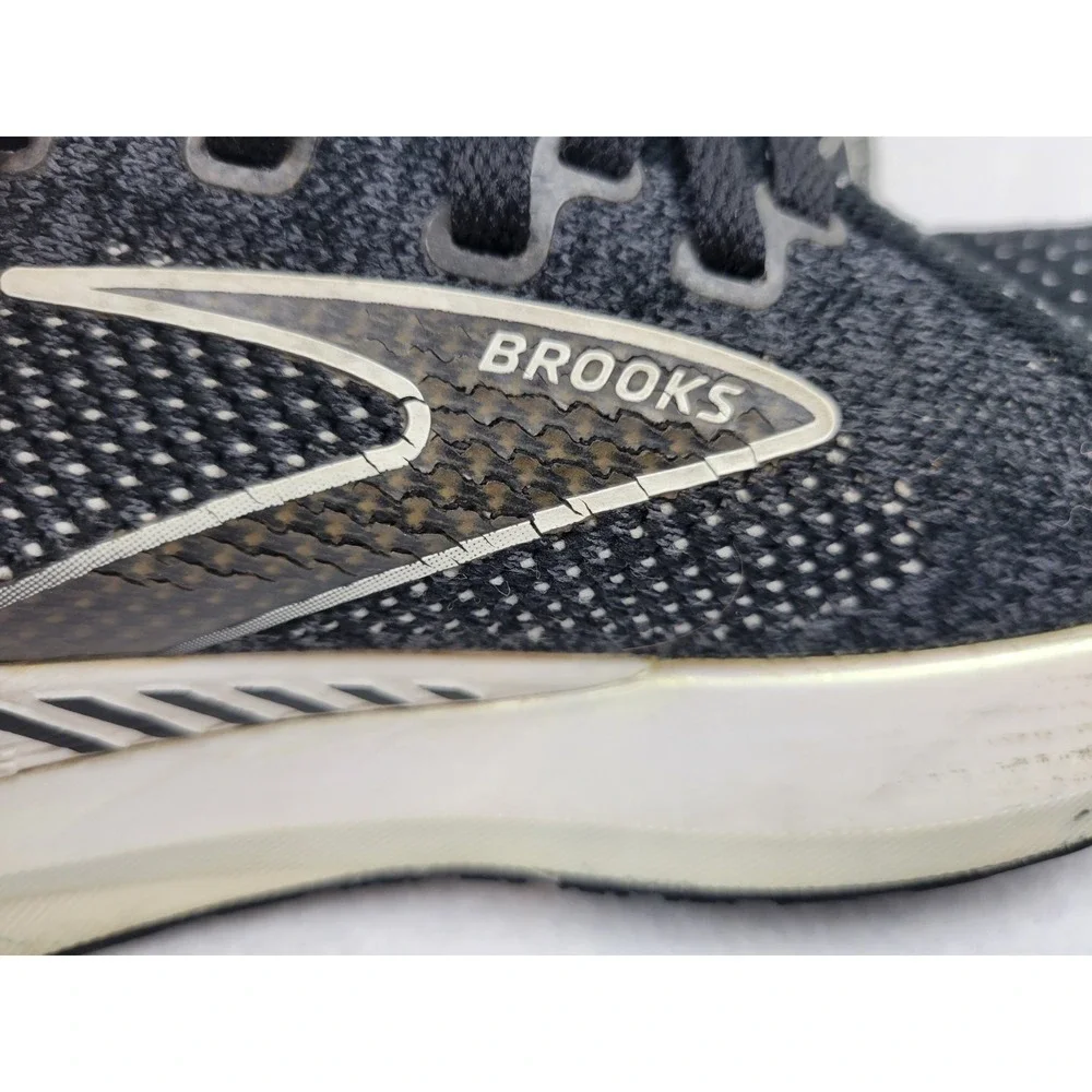 Brooks Levitate‎ 5 StealthFit Shoes Sneakers 8.5 Womens Running Black